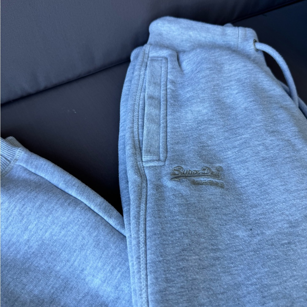 NWOT Superdry White and Black Label Sweatpants - Picture 6 of 8